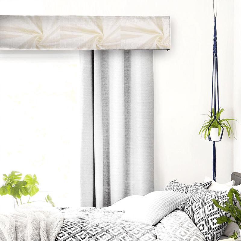 Prestigious Textiles Mayfair Mayfair Ivory Pelmet