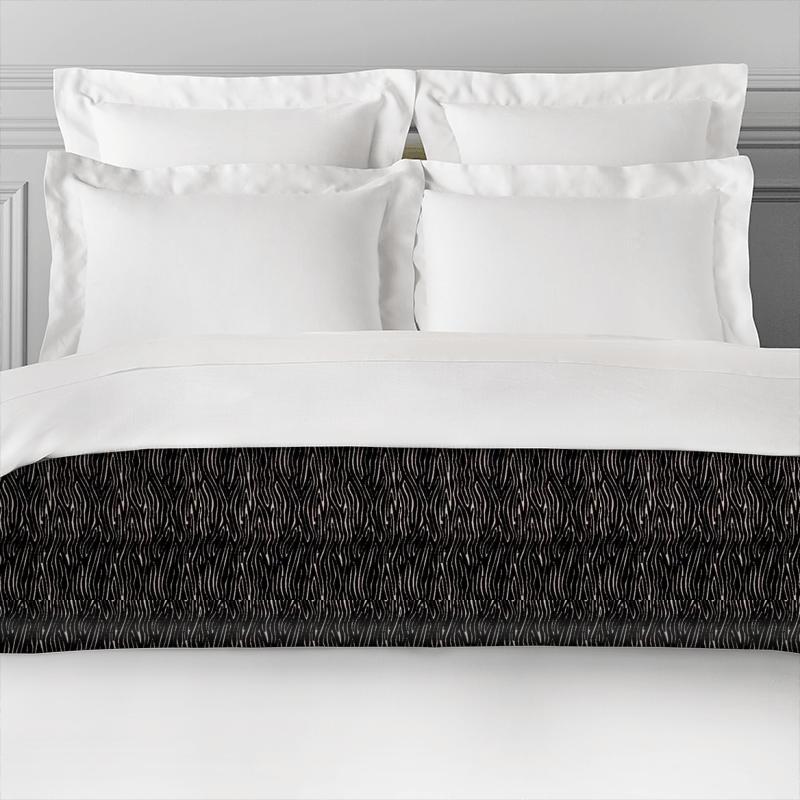 Clarke and Clarke Dimensions Onda Ebony Bed Runner