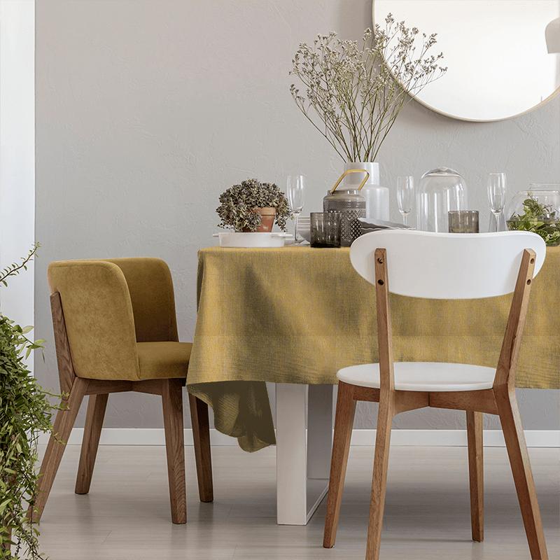 Clarke and Clarke Dimensions Onda Gold Tablecloth