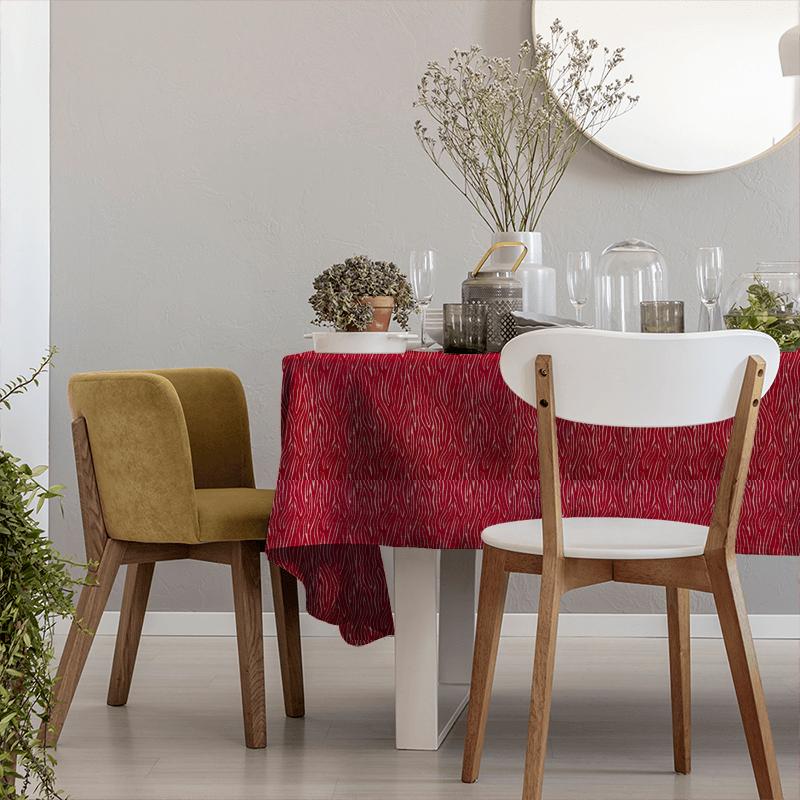 Clarke and Clarke Dimensions Onda Rouge Tablecloth