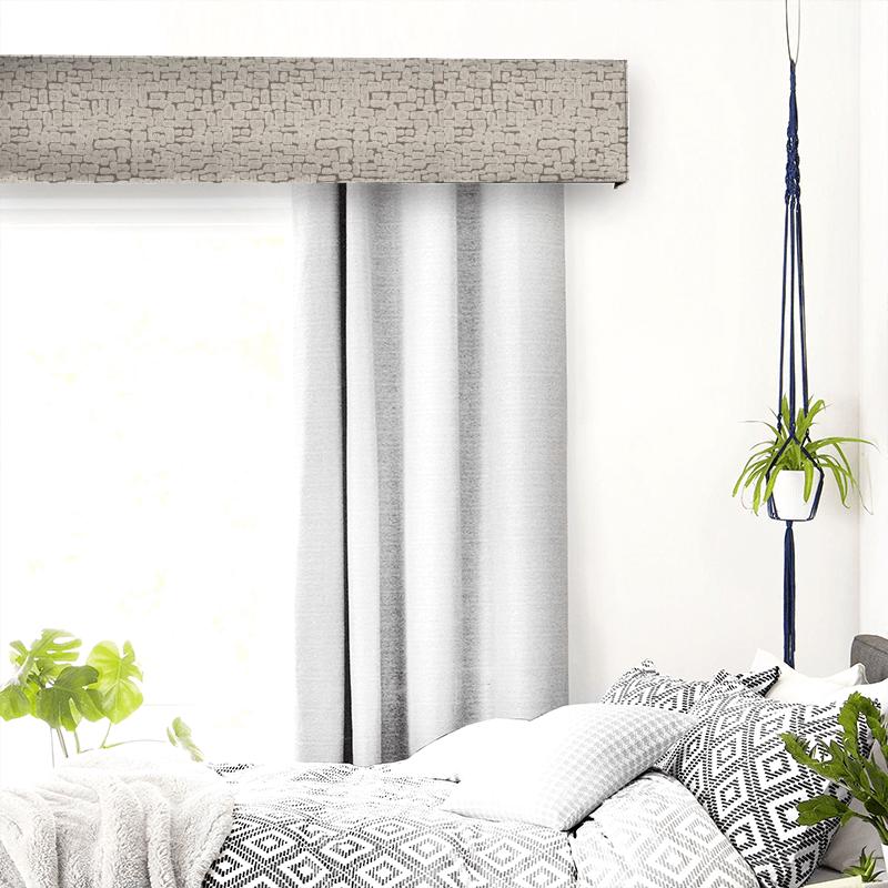Clarke and Clarke Dimensions Moda Natural Pelmet