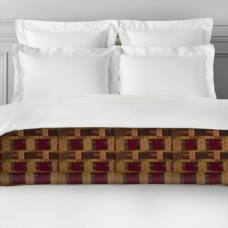 Porter & Stone Timor Prague Plum Bed Runner