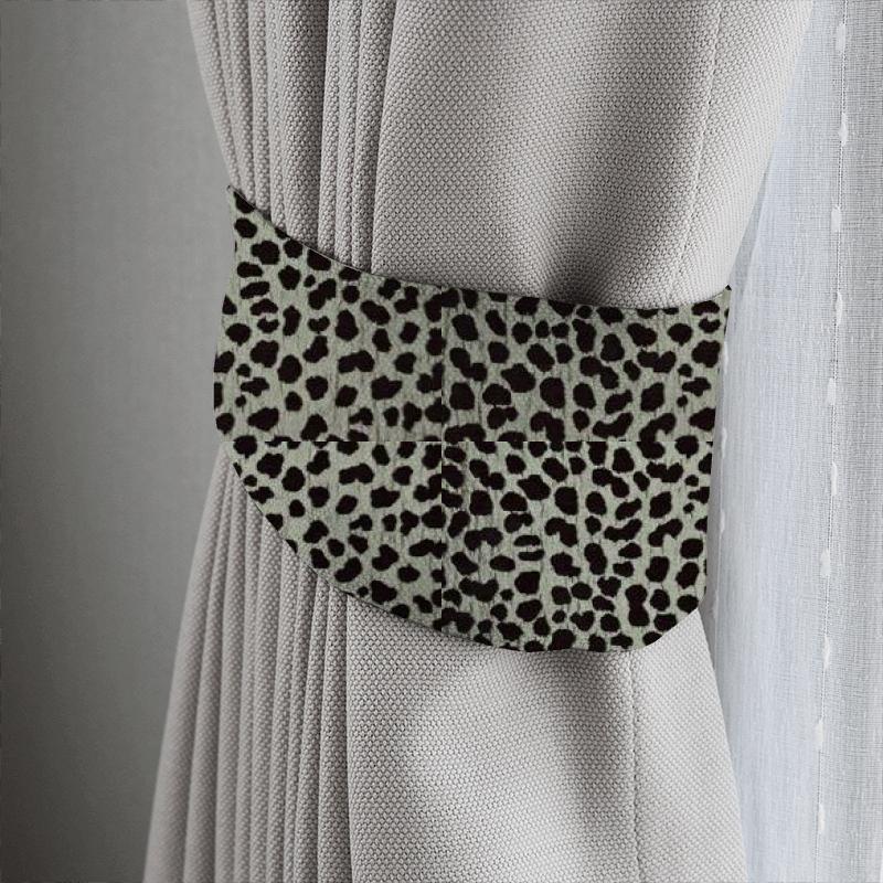 Fryetts Serafina Serengeti Silver Tieback