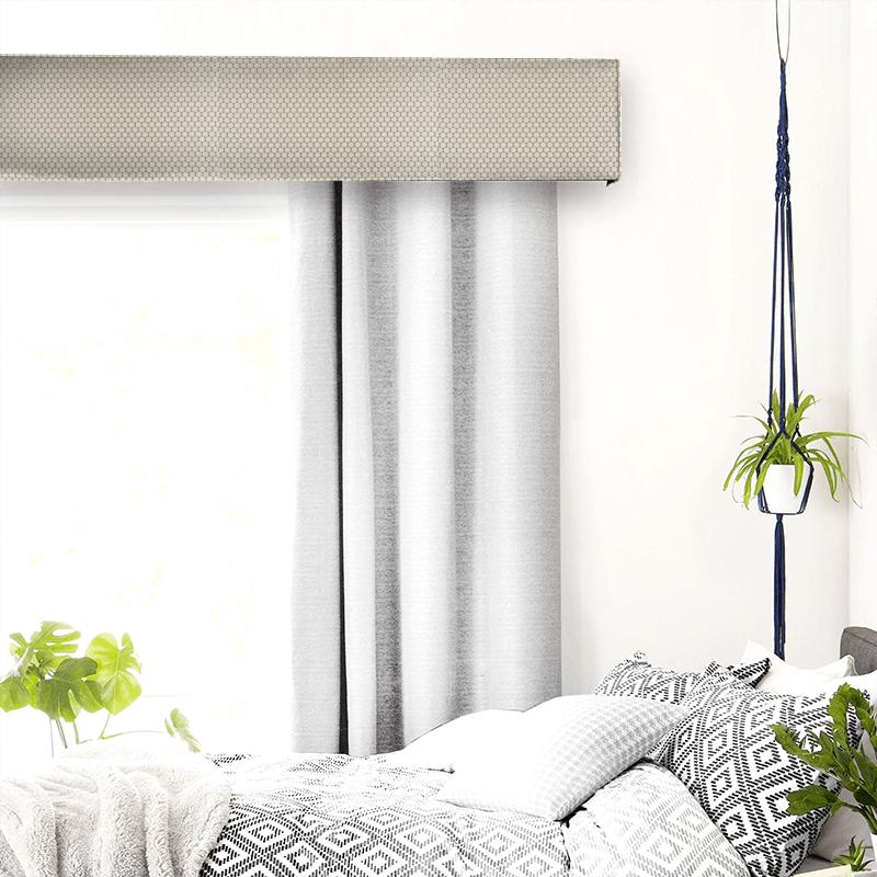Clarke and Clarke Imperiale Duomo Ivory Pelmet