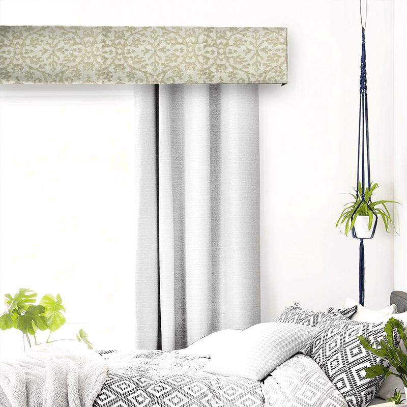 Clarke and Clarke Imperiale Imperiale Ivory Pelmet