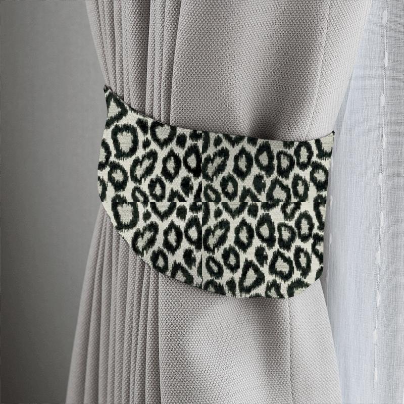 Clarke and Clarke Black & White Bw1039 Black / White Tieback