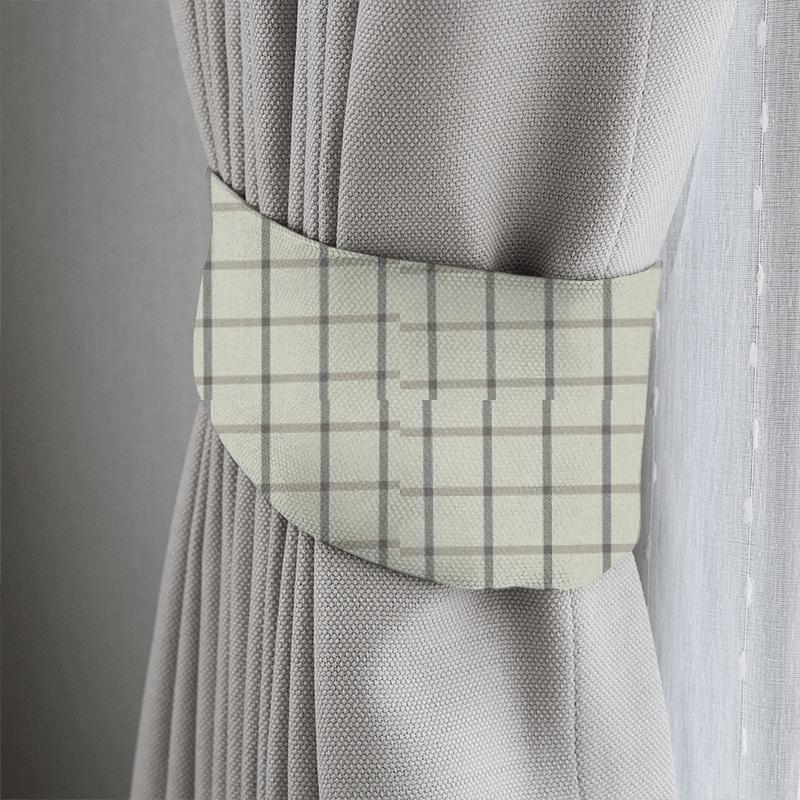 Clarke and Clarke Glenmore Aviemore Flannel Tieback
