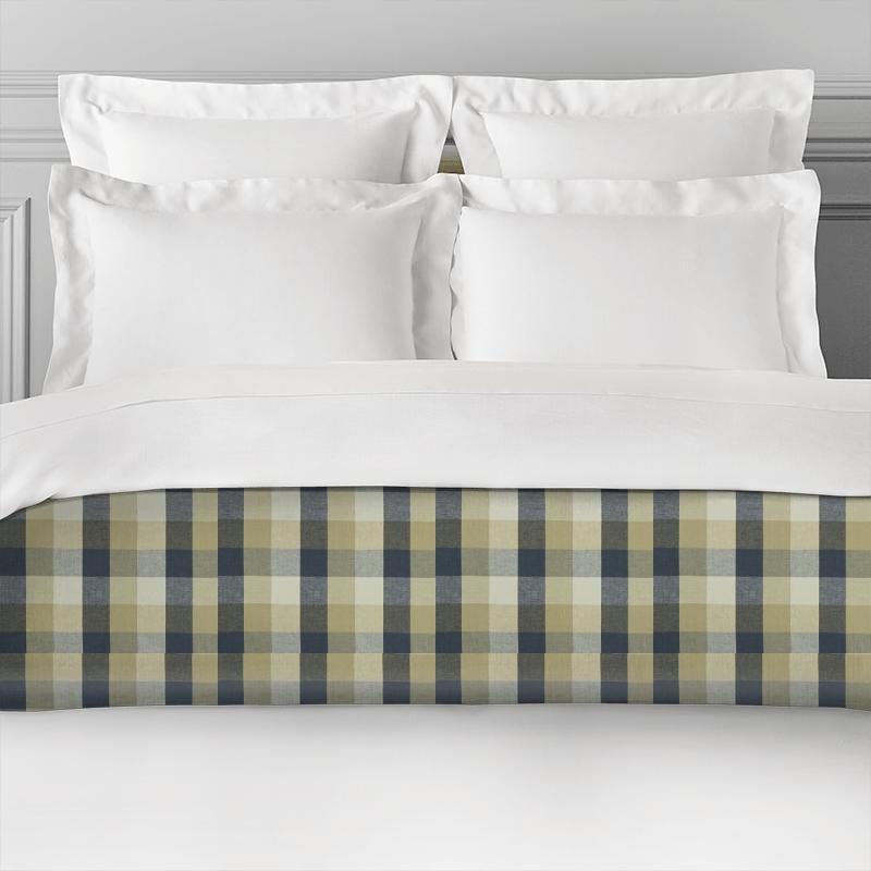 Clarke and Clarke Castle Garden Austin Check Midnight Bed Runner