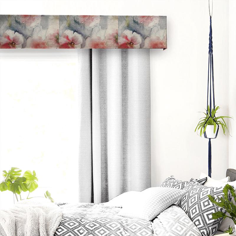 Voyage Decoration Equator Prints Isabela Poppy Natural Pelmet