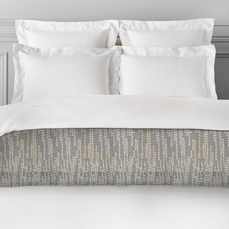 Voyage Decoration Diffusion Weaves Orton Lemongrass Bed Runner