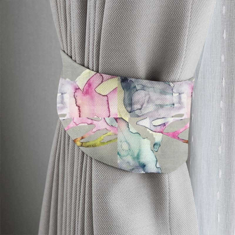 Voyage Decoration Equator Prints Salvador Summer Tieback