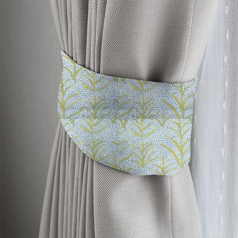 Voyage Decoration Myanmar Simba Print Sky Tieback