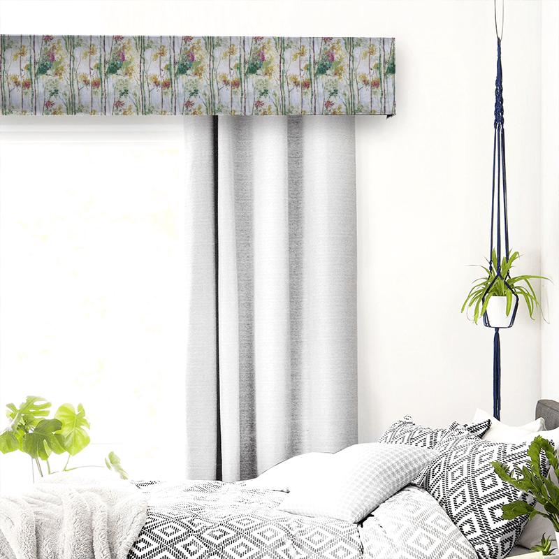 Prestigious Textiles Seasons Silver Birch Orchid Pelmet
