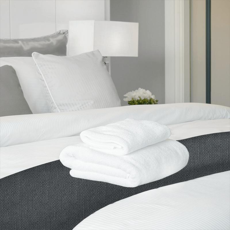 Wemyss Kiloran Kiloran Platinum Bed Runner