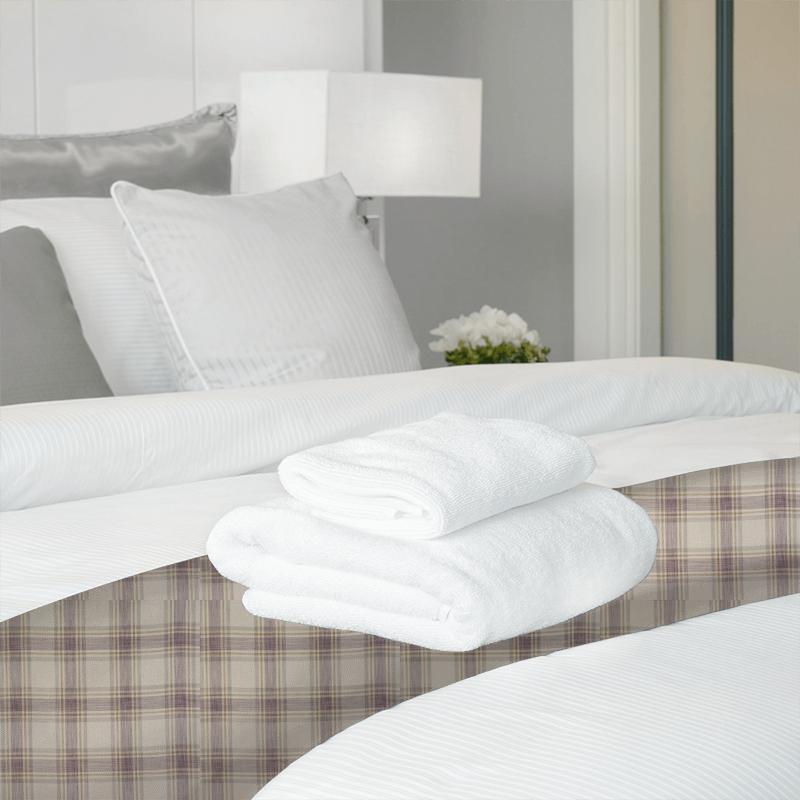 Fryetts Reno Dovedale Rosso Bed Runner