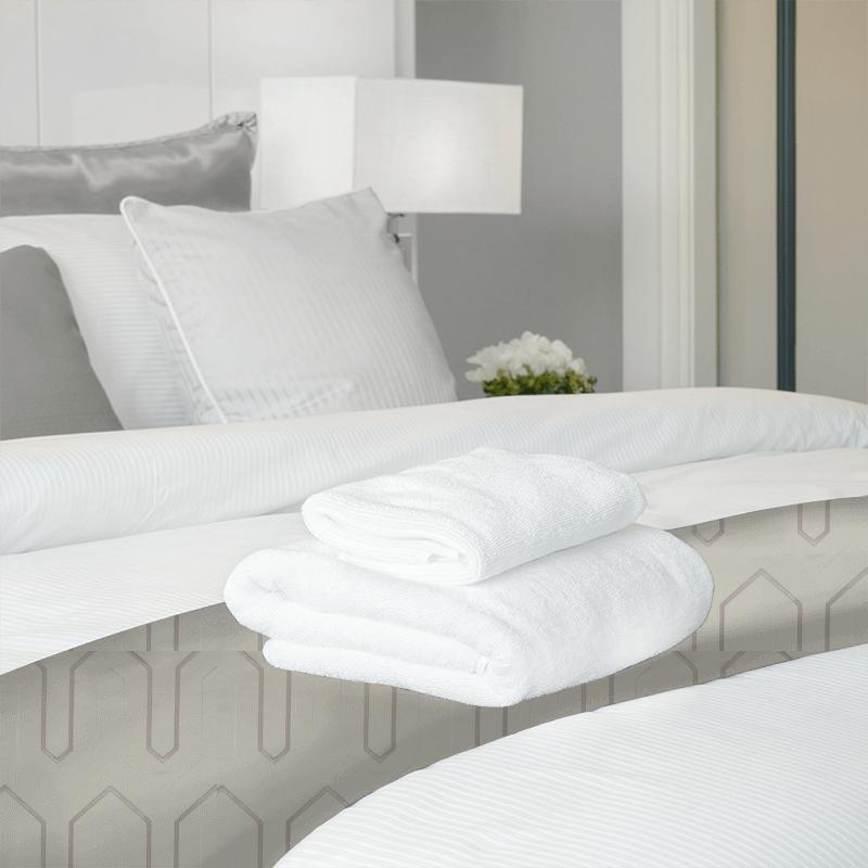 Clarke and Clarke Lusso Gatsby Ivory Bed Runner