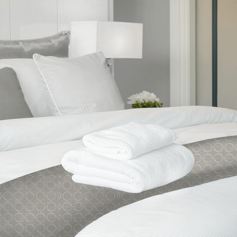 Clarke and Clarke Lusso Glamour Pebble Bed Runner