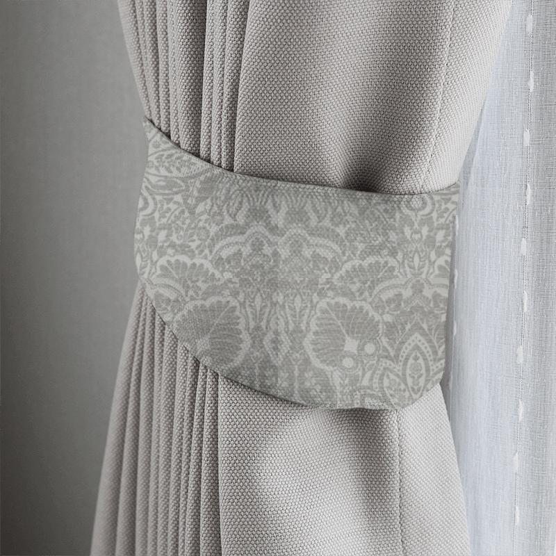 Clarke and Clarke Lusso Waldorf Silver Tieback
