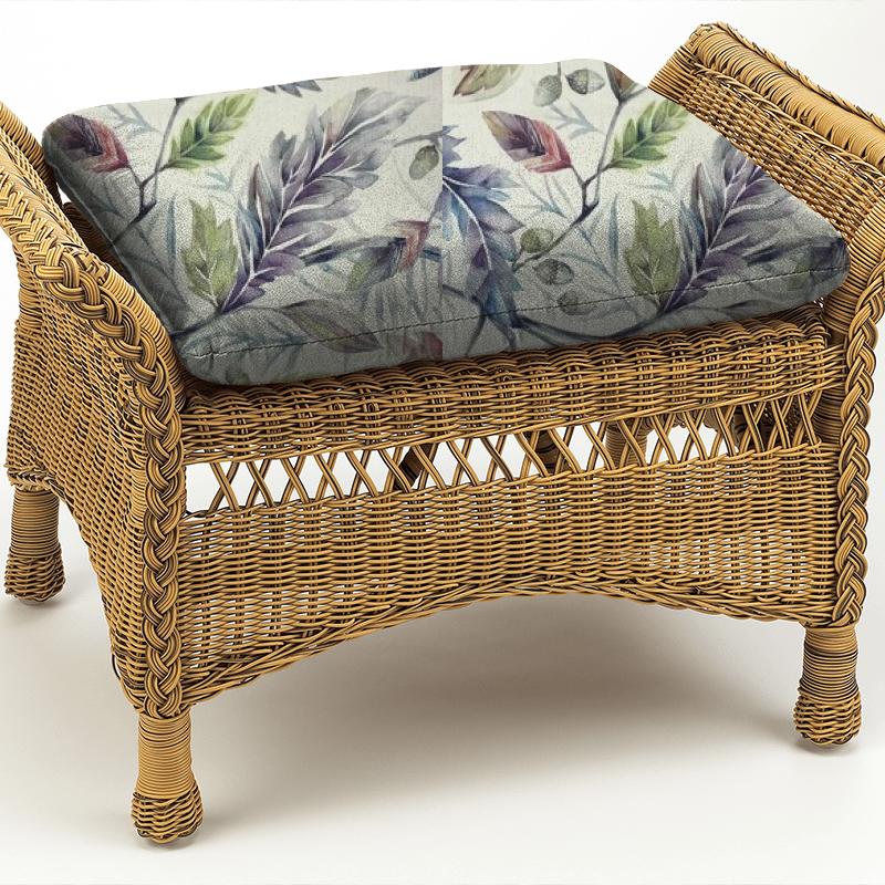 Voyage Decoration Tiverton Danbury Loganberry Box Cushion