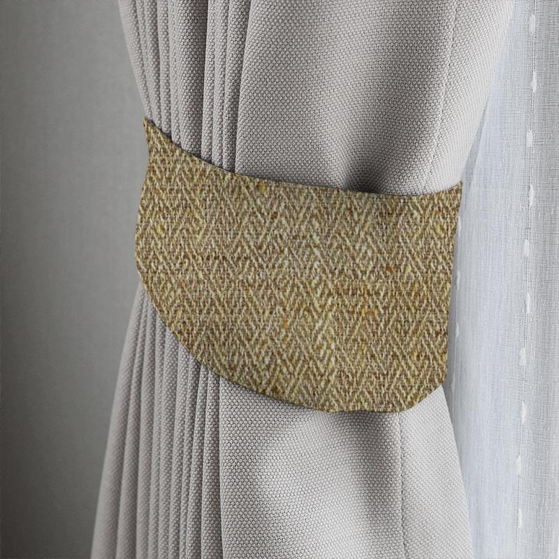 Voyage Decoration Wilderness Jedburgh Ochre Tieback