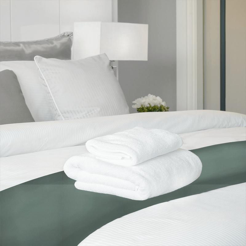 iLiv Charleston Nouveau Spa Bed Runner