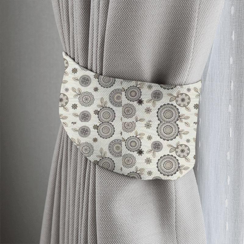 iLiv Highgrove Couture Onyx Tieback
