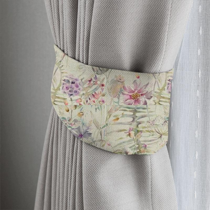 Voyage Decoration Edenmuir Edenmuir Raspberry Linen Tieback