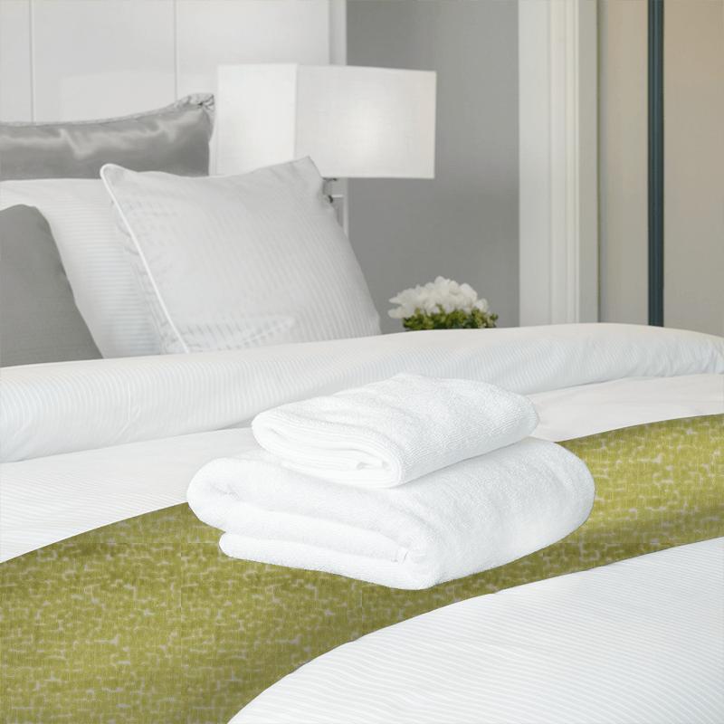Clarke and Clarke Kaleidoscope Mattone Citrus Bed Runner