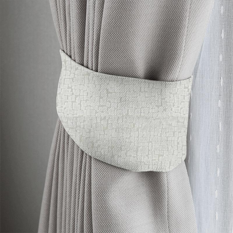 Clarke and Clarke Kaleidoscope Mattone Ivory Tieback