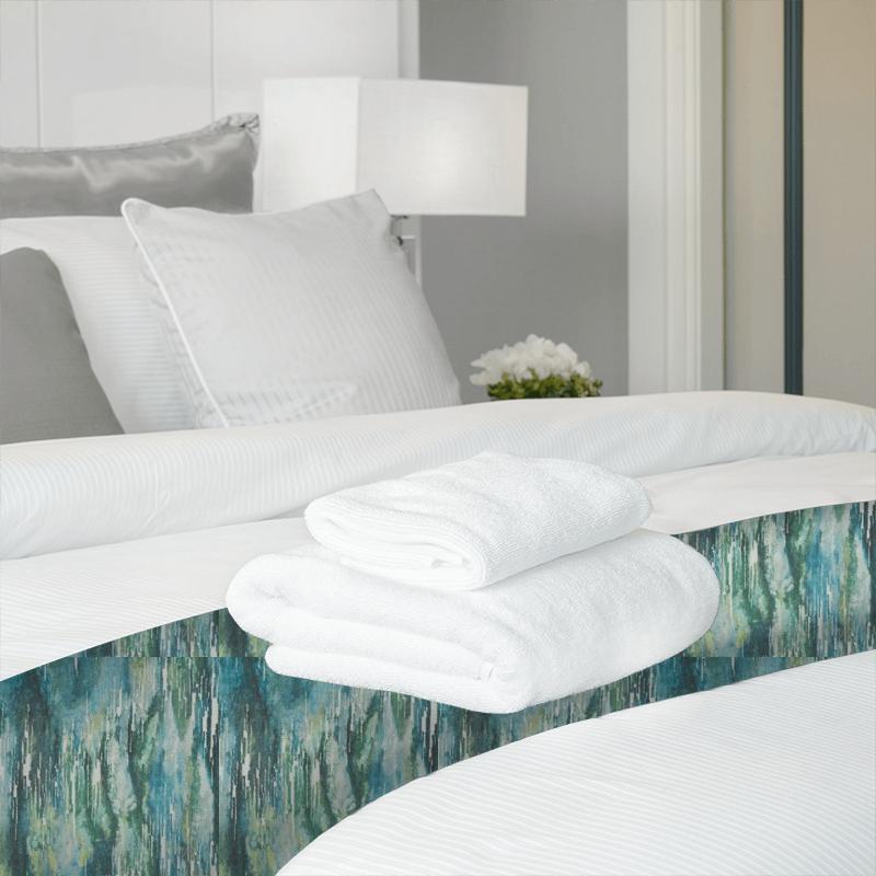 Clarke and Clarke Kaleidoscope Umbra Peacock Bed Runner