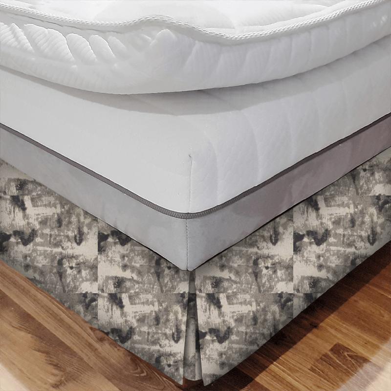 Clarke and Clarke Lusso 2 Tessere Nero Bed Base Valance