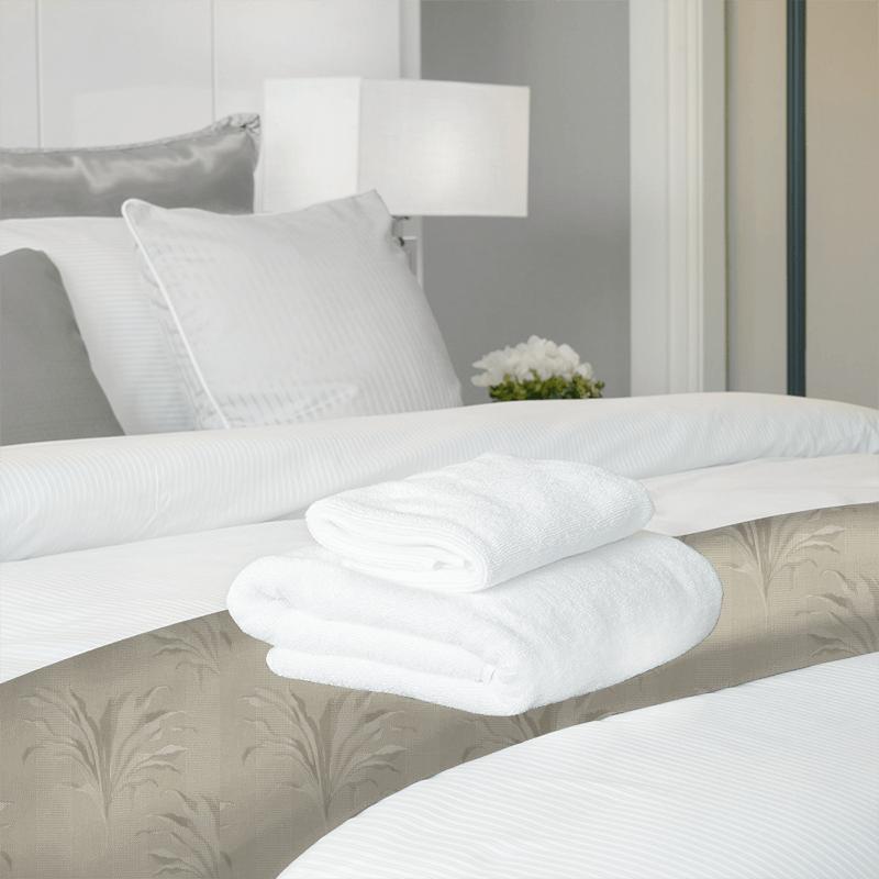 Clarke and Clarke Martello Palma Linen Bed Runner