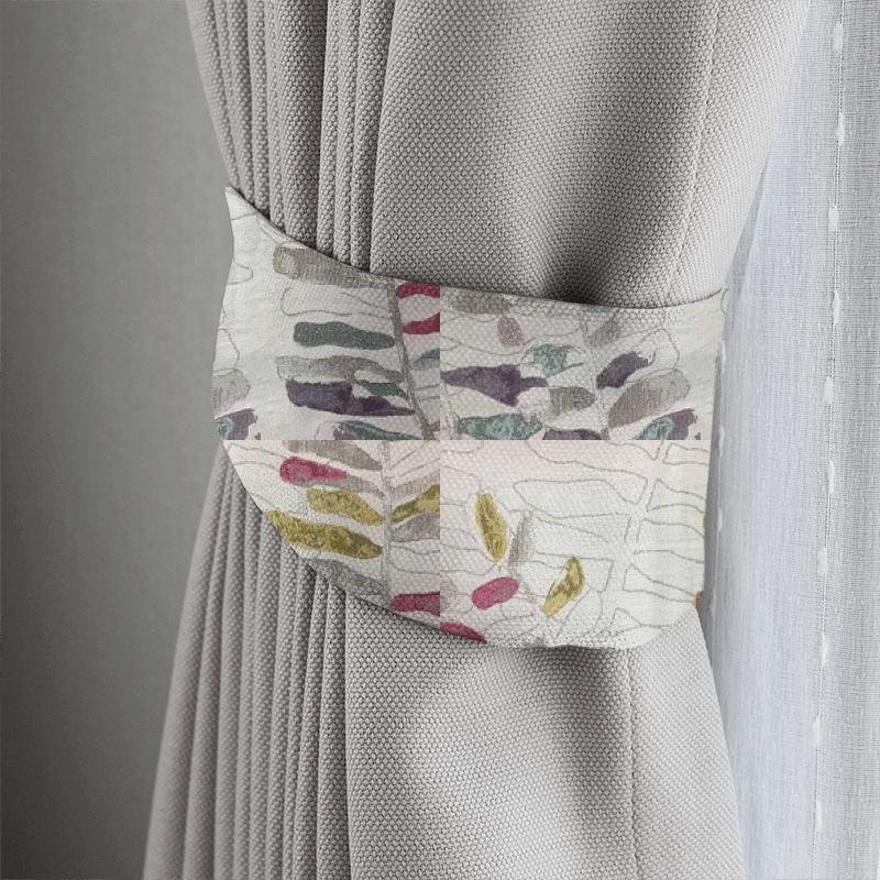 Voyage Decoration Edenmuir Witley Peacock Tieback