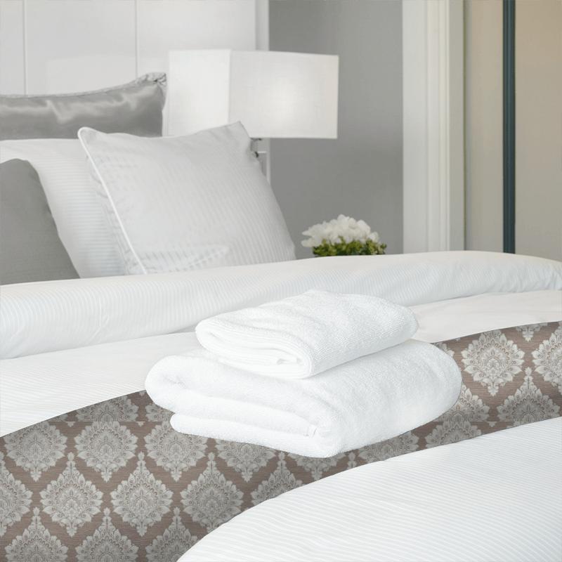Bill Beaumont Austen Bennet Dusky Mauve Bed Runner