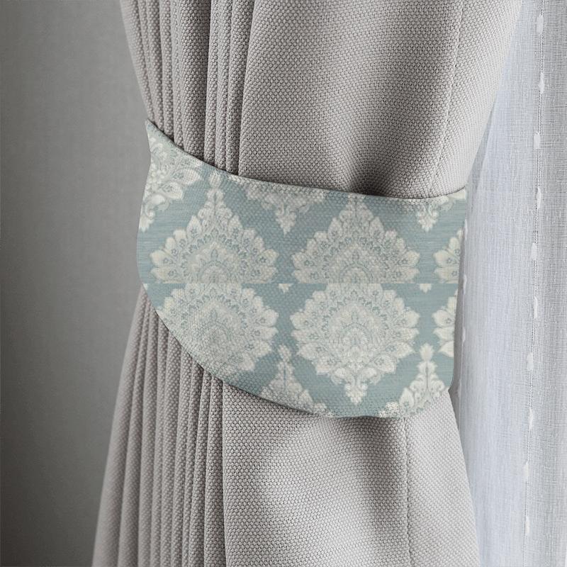 Bill Beaumont Austen Bennet Mint Tieback