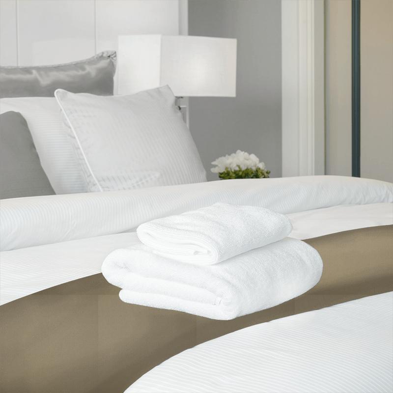 Bill Beaumont Infusion Nicole Gold Bed Runner