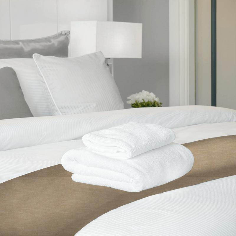 Bill Beaumont Simply Plains 2 Madelyn Biscotti Bed Runner