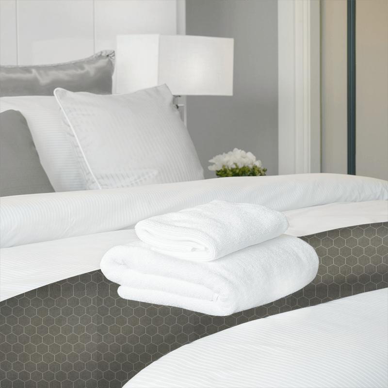 Bill Beaumont Sherwood Beehive Shadow Bed Runner
