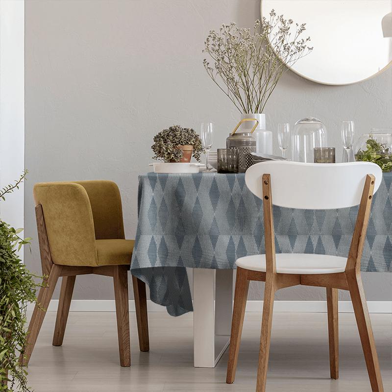 Bill Beaumont Utopia Balance Stone Blue Tablecloth