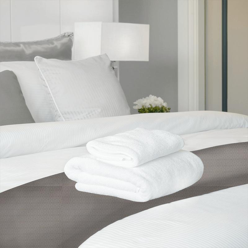 iLiv Astoria Facet Stone Bed Runner