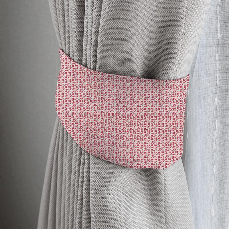 William Morris Archive III Prints Rosehip Rose Tieback