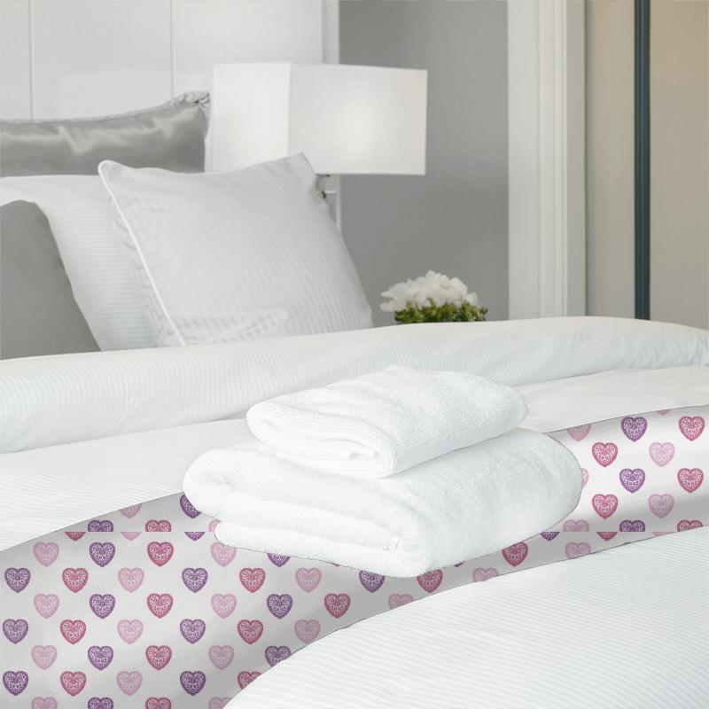 Harlequin All About Me Fabrics Sweet Heart Pink/Purple Bed Runner