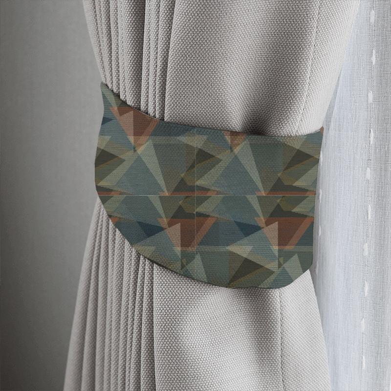 Adaxial Ink/Aubergine/Gold Tieback Harlequin Momentum 12 Adaxial Ink/Aubergine/Gold Tieback