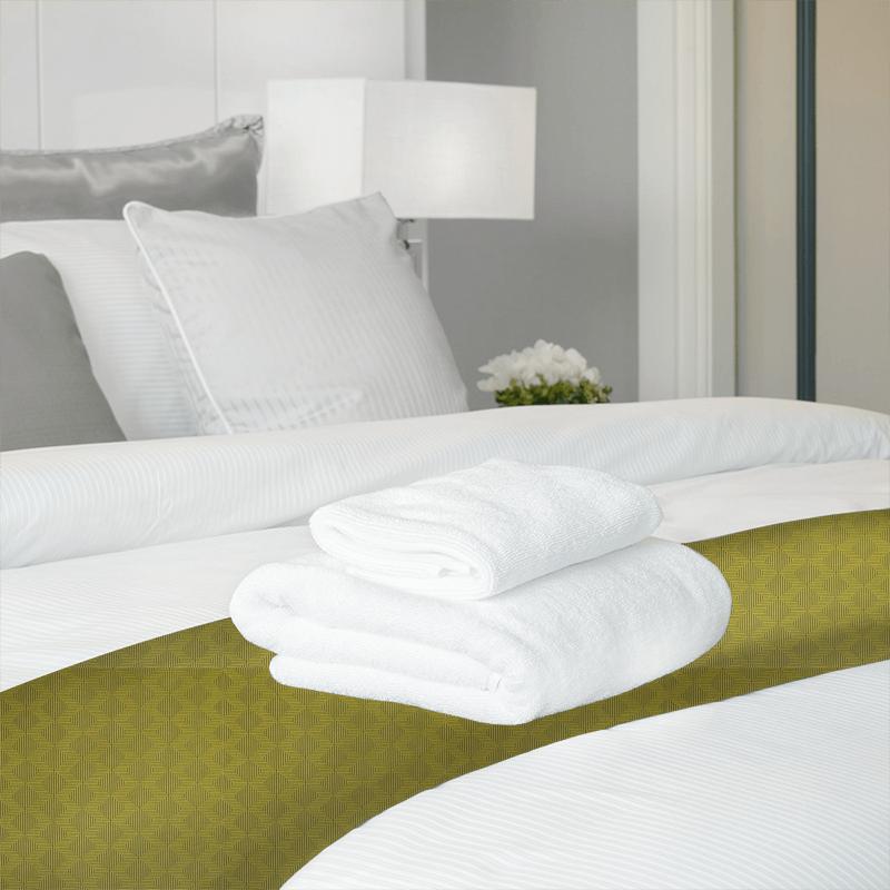 Harlequin Momentum 3 Concept Linden Bed Runner