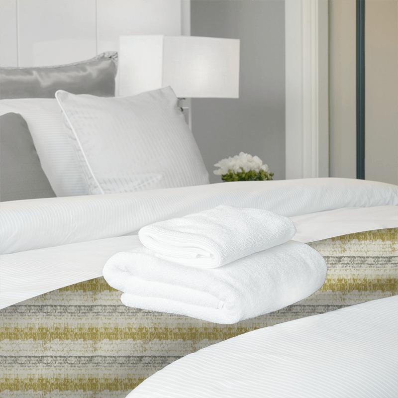 Harlequin Momentum 8 Pontia Ochre/Steel Bed Runner