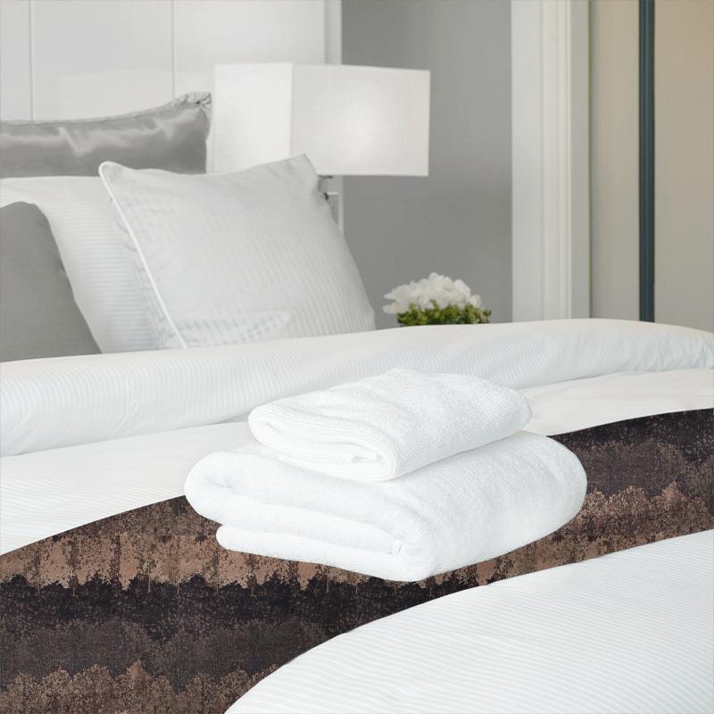Zoffany Boleyn Belvoir Fig/Hollyhock Bed Runner