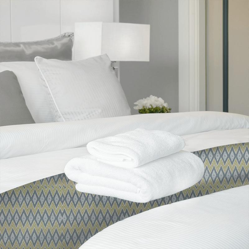 Romo Sarouk Sarouk Lovage Bed Runner