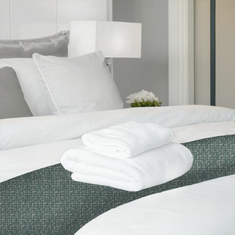 Villa Nova Artesia Weaves Riom Water Bed Runner