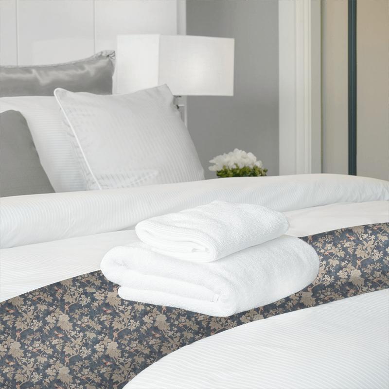 Sanderson Chiswick Grove Fabrics Chiswick Grove Indigo Bed Runner
