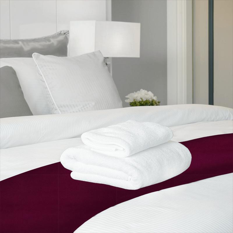 Sanderson Dorton Velvets Dorton Fig Bed Runner